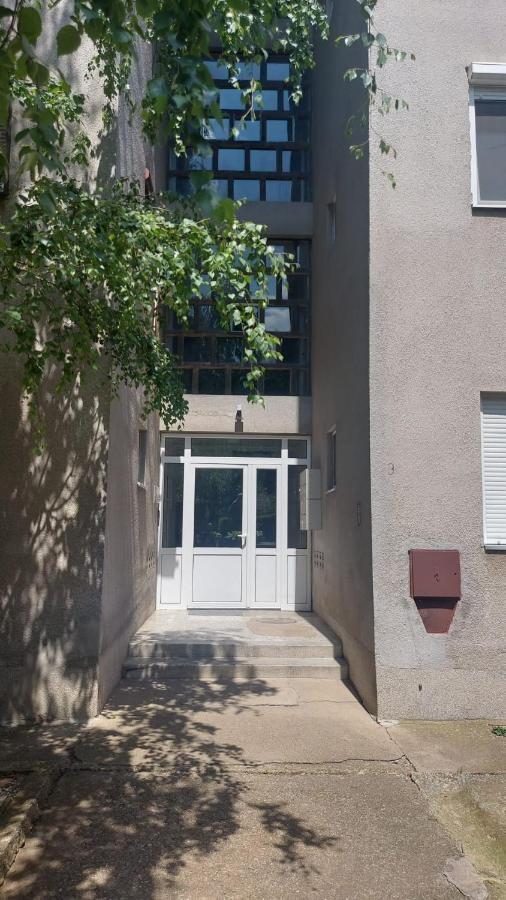 Apartman Milica Вршац Экстерьер фото